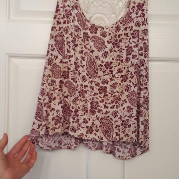 FOREVER 21 PAISLEY PRINT LACE TANK TOP - EUC - Picture 2 of 5